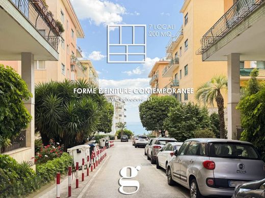 Apartment in Naples, Campania