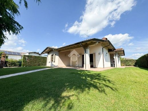 Villa in Calcinato, Provincia di Brescia