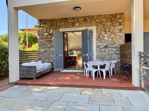 Apartment in Rio Marina, Provincia di Livorno