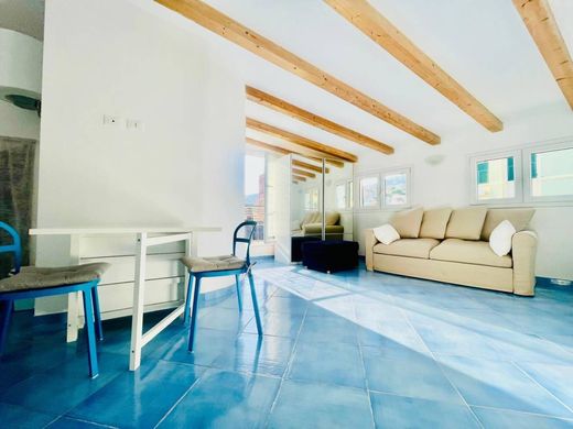 ﺷﻘﺔ ﻓﻲ Varazze, Provincia di Savona