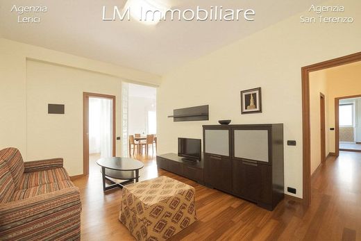Apartment / Etagenwohnung in Lerici, Provincia di La Spezia