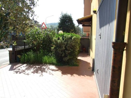 Вилла, Прато, Provincia di Prato