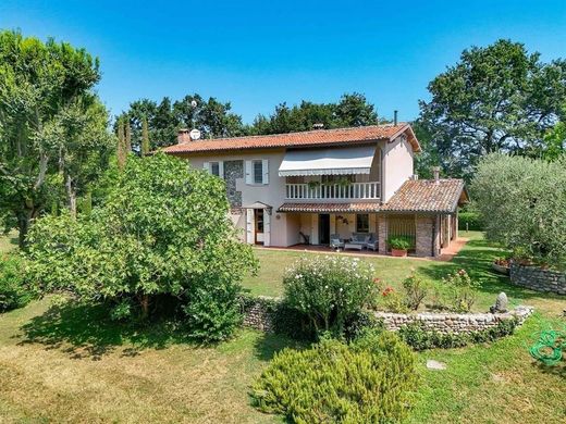 Villa in Desenzano del Garda, Provincia di Brescia