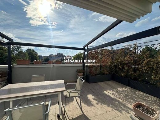 Penthouse in Modena, Provincia di Modena