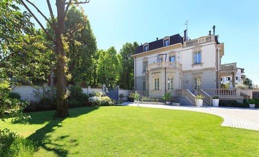 Villa - Gallarate, Provincia di Varese