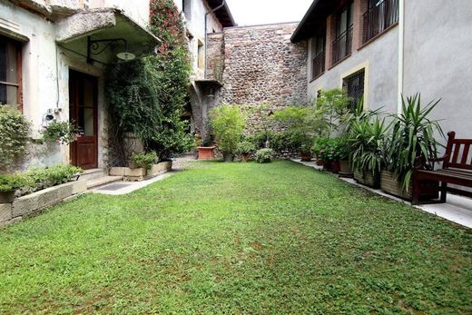 Country House in Pescantina, Provincia di Verona