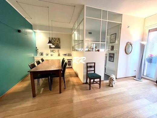 Apartment / Etagenwohnung in Mailand, Lombardei