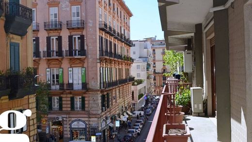 Apartment in Naples, Campania