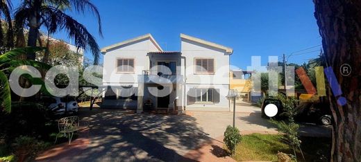 Villa in Syracuse, Sicily