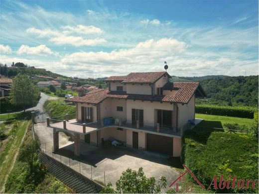 Villa in Benevello, Provincia di Cuneo