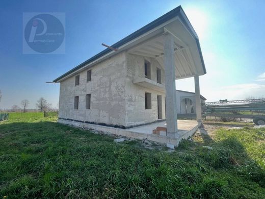 Luxury home in Villafranca Padovana, Padua