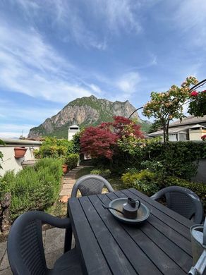 Penthouse in Lecco, Provincia di Lecco