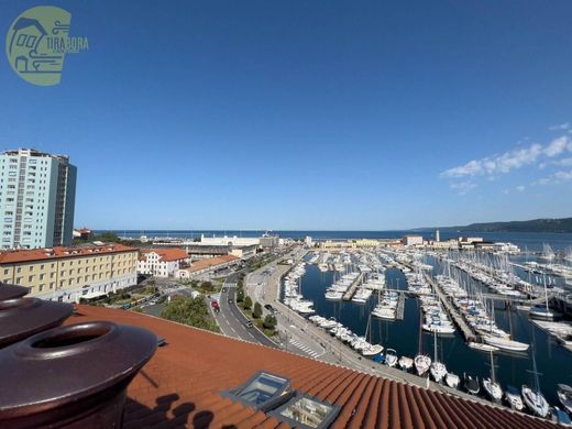 Cobertura - Trieste, Friuli Venezia Giulia