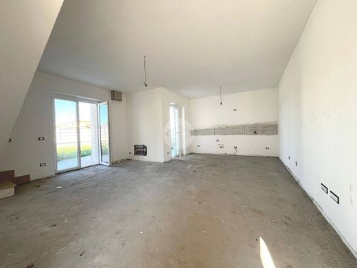 Terraced house in Ciampino, Rome