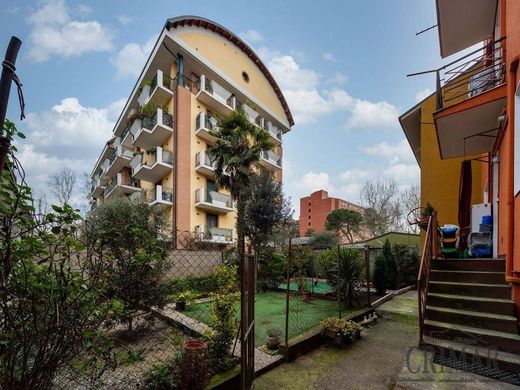 Apartment in Sesto San Giovanni, Milan