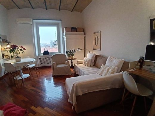 Appartamento a Roma, Lazio