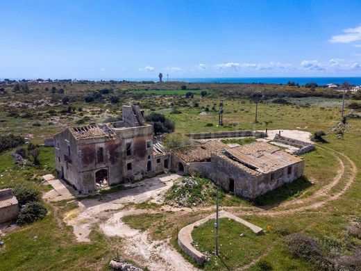 Villa in Syracuse, Sicily