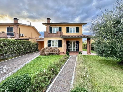 Villa in Capannori, Provincia di Lucca