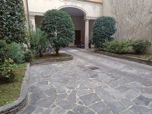 Appartamento a Como, Lombardia