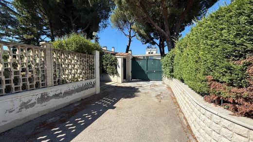 Villa in Trani, Provincia di Barletta - Andria - Trani