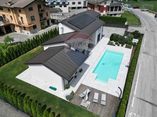 Villa - Ponte nelle Alpi, Provincia di Belluno