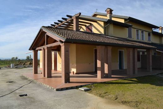 Villa a Cesena, Forlì-Cesena