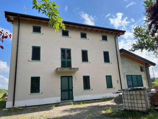 Villa a Modena, Emilia-Romagna