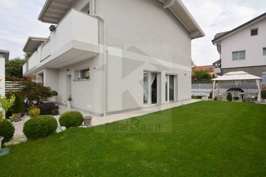 Villa in Uboldo, Provincia di Varese