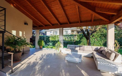 Villa in Parma, Provincia di Parma