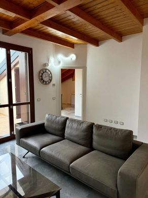 Apartment in Assago, Milan