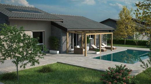Villa in San Genesio ed Uniti, Provincia di Pavia