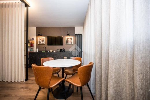 아파트 / 밀라노, Città metropolitana di Milano