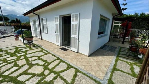 ﻓﻴﻼ ﻓﻲ Borghetto Santo Spirito, Provincia di Savona