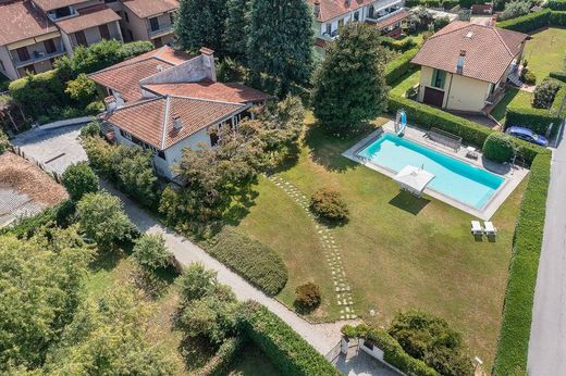 Villa in Castelletto sopra Ticino, Provincia di Novara