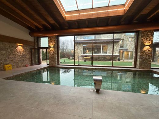 Villa in Villasanta, Province of Monza and Brianza