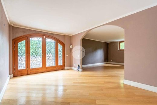 Villa in Trezzano sul Naviglio, Mailand