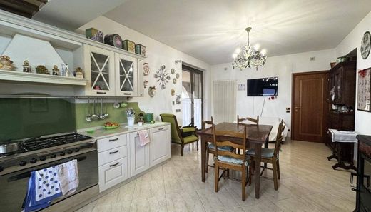 Villa in Castignano, Ascoli Piceno