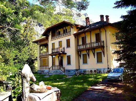 Villa - Gressoney-Saint-Jean, Valle d'Aosta