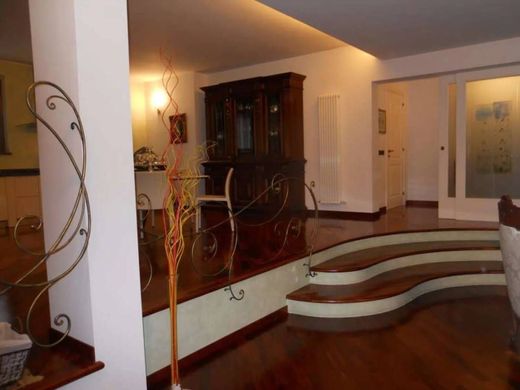 빌라 / Castelbellino, Provincia di Ancona