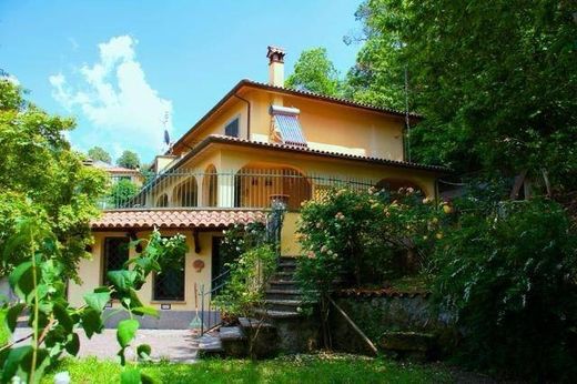 Villa a Rocca di Papa, Roma