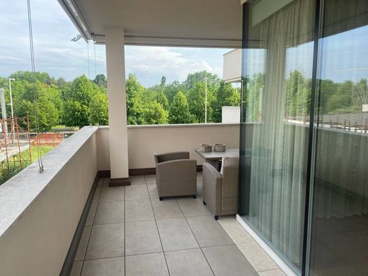 Piso / Apartamento en Parma, Provincia di Parma