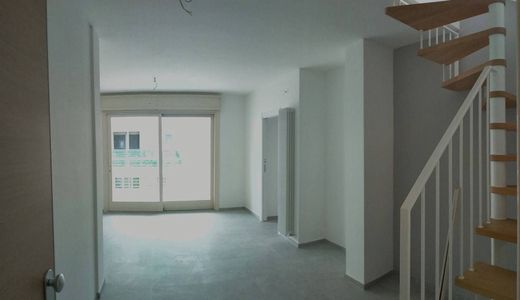 Пентхаус, Пезаро, Provincia di Pesaro e Urbino