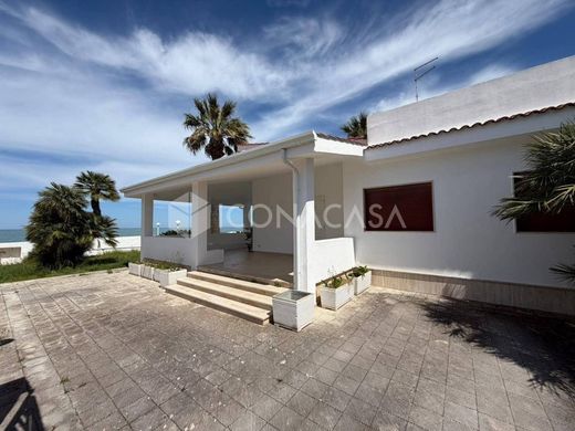 Villa en Bisceglie, Provincia di Barletta - Andria - Trani