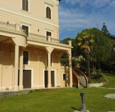 Villa a Giulianova, Teramo