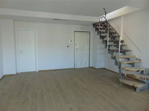 Appartement in Loano, Provincia di Savona