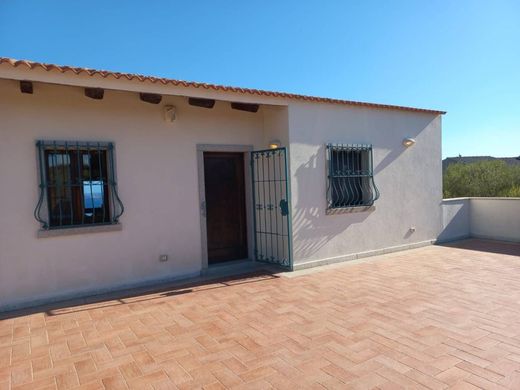 Casa de campo en Tempio Pausania, Provincia di Sassari