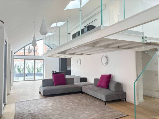 ミラノ, Città metropolitana di Milanoのアパートメント