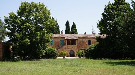 Köy evi Montalcino, Siena ilçesinde