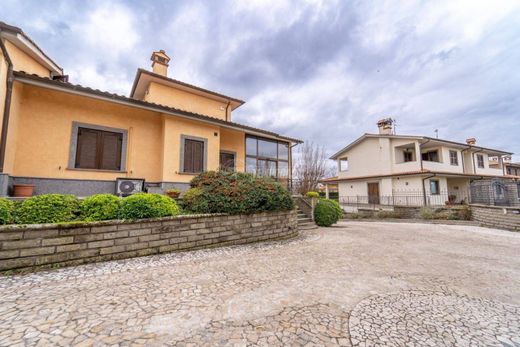 Villa in Viterbo, Provincia di Viterbo