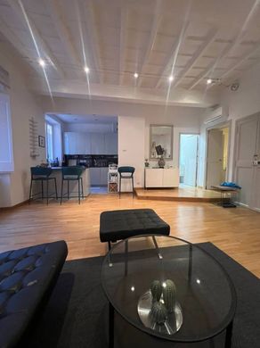 Apartment in Rome, Latium